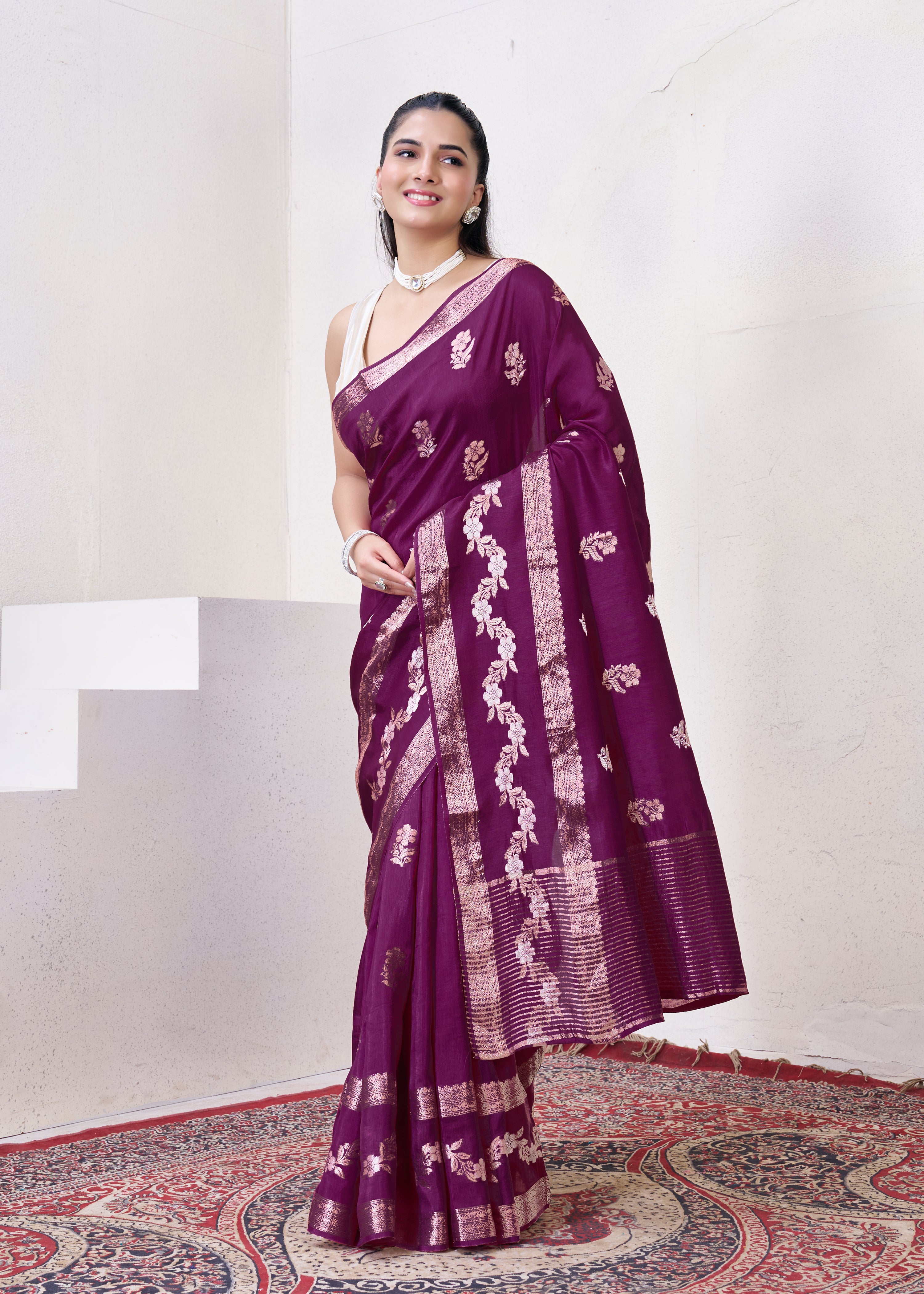 Maroon Dola Silk Saree With Zari Borders