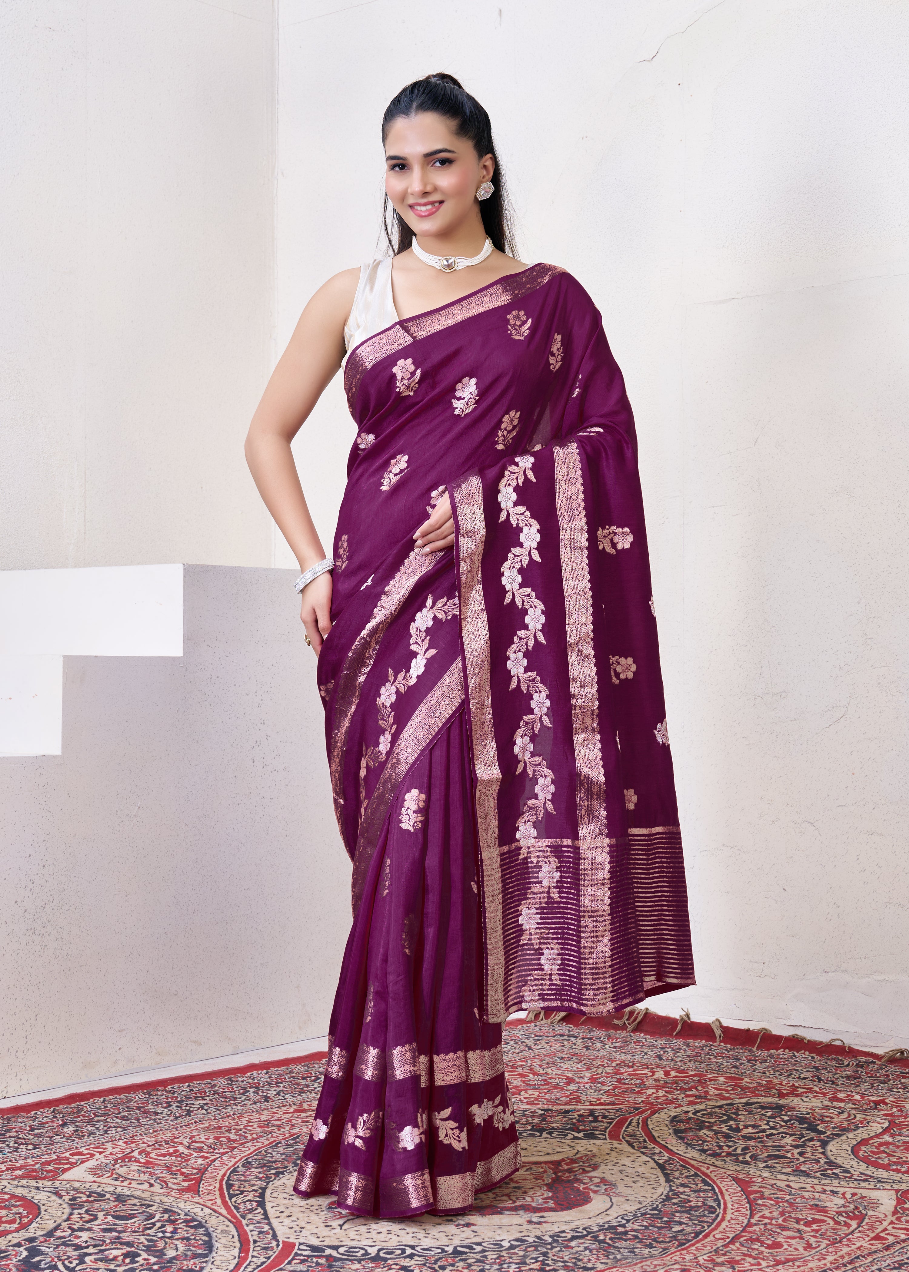 Maroon Dola Silk Saree With Zari Borders