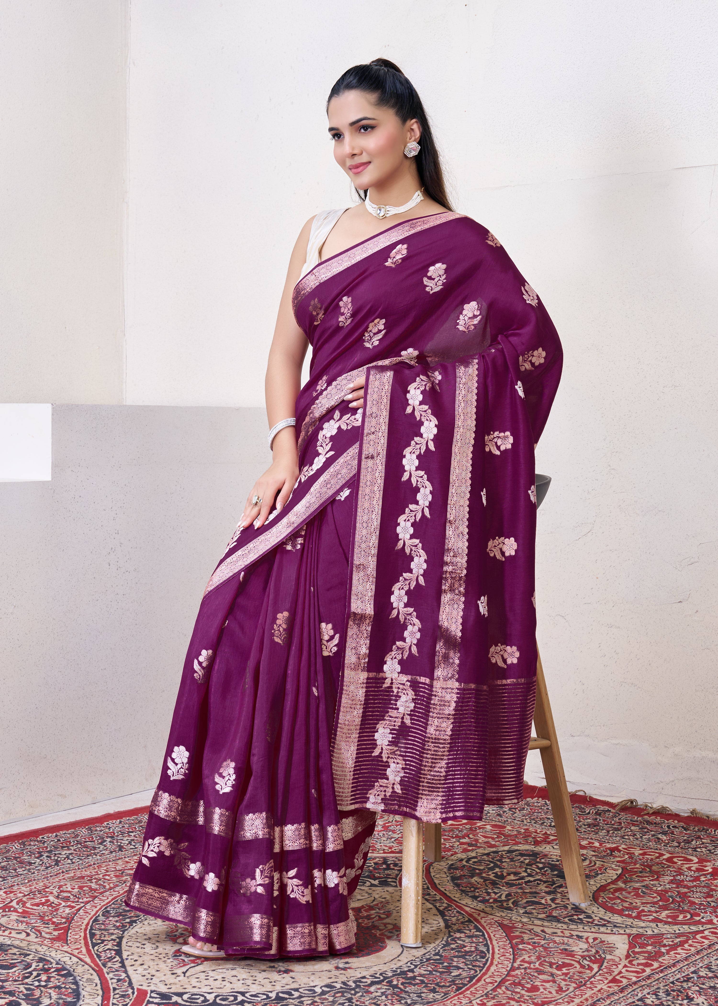 Maroon Dola Silk Saree With Zari Borders