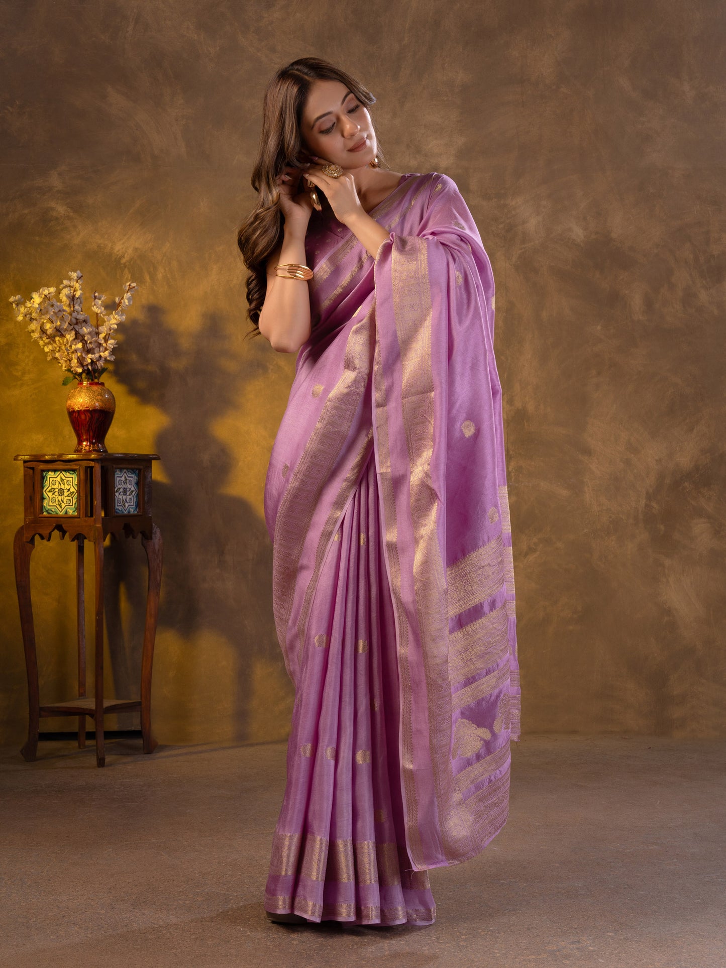 Lylac Dola Silk Saree With Zari Borders
