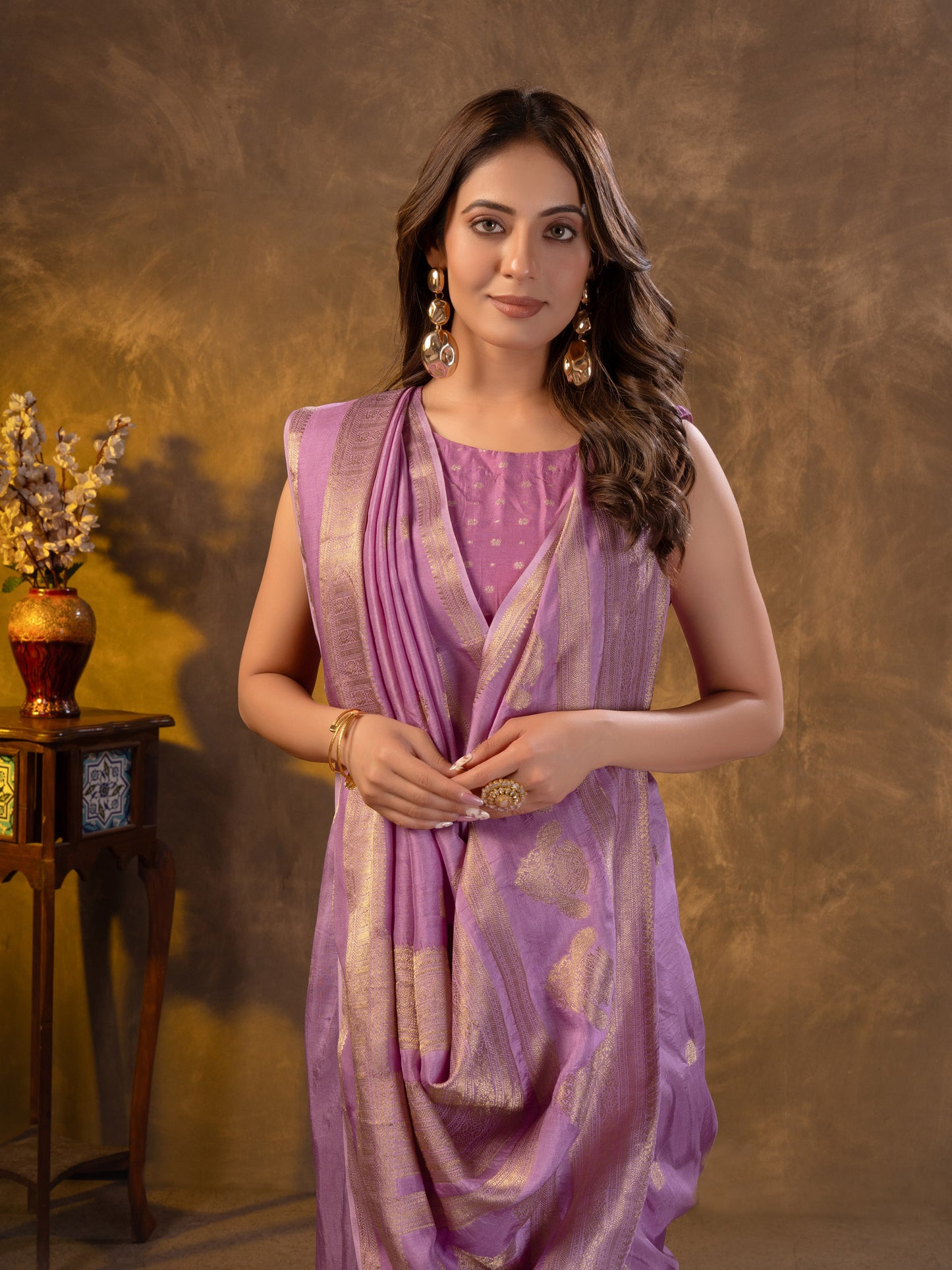 Lylac Dola Silk Saree With Zari Borders