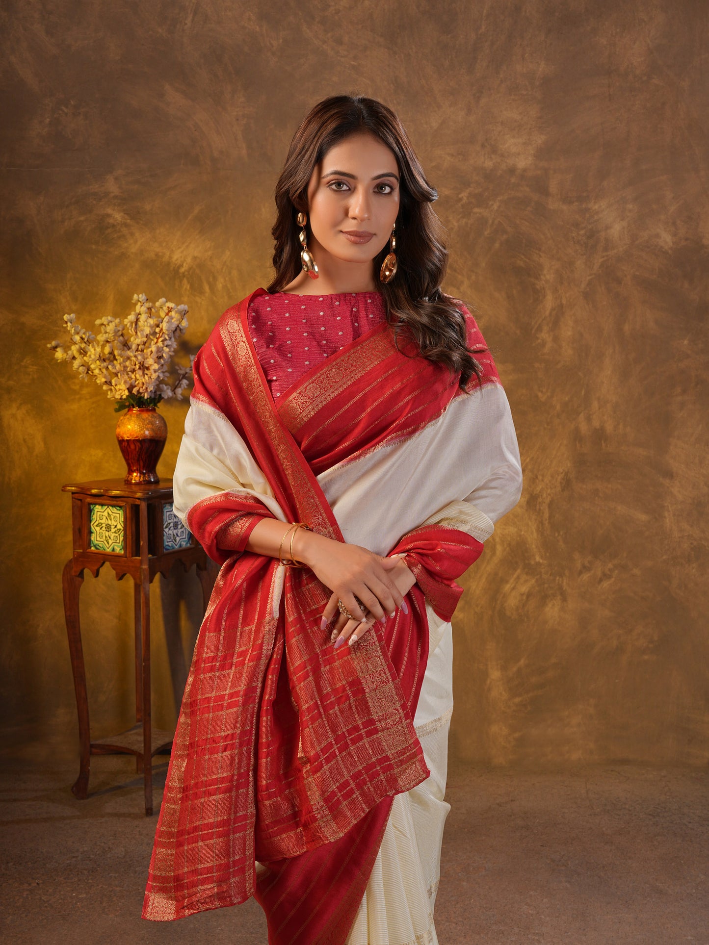 Red & White Dola Silk Saree With Zari Borders