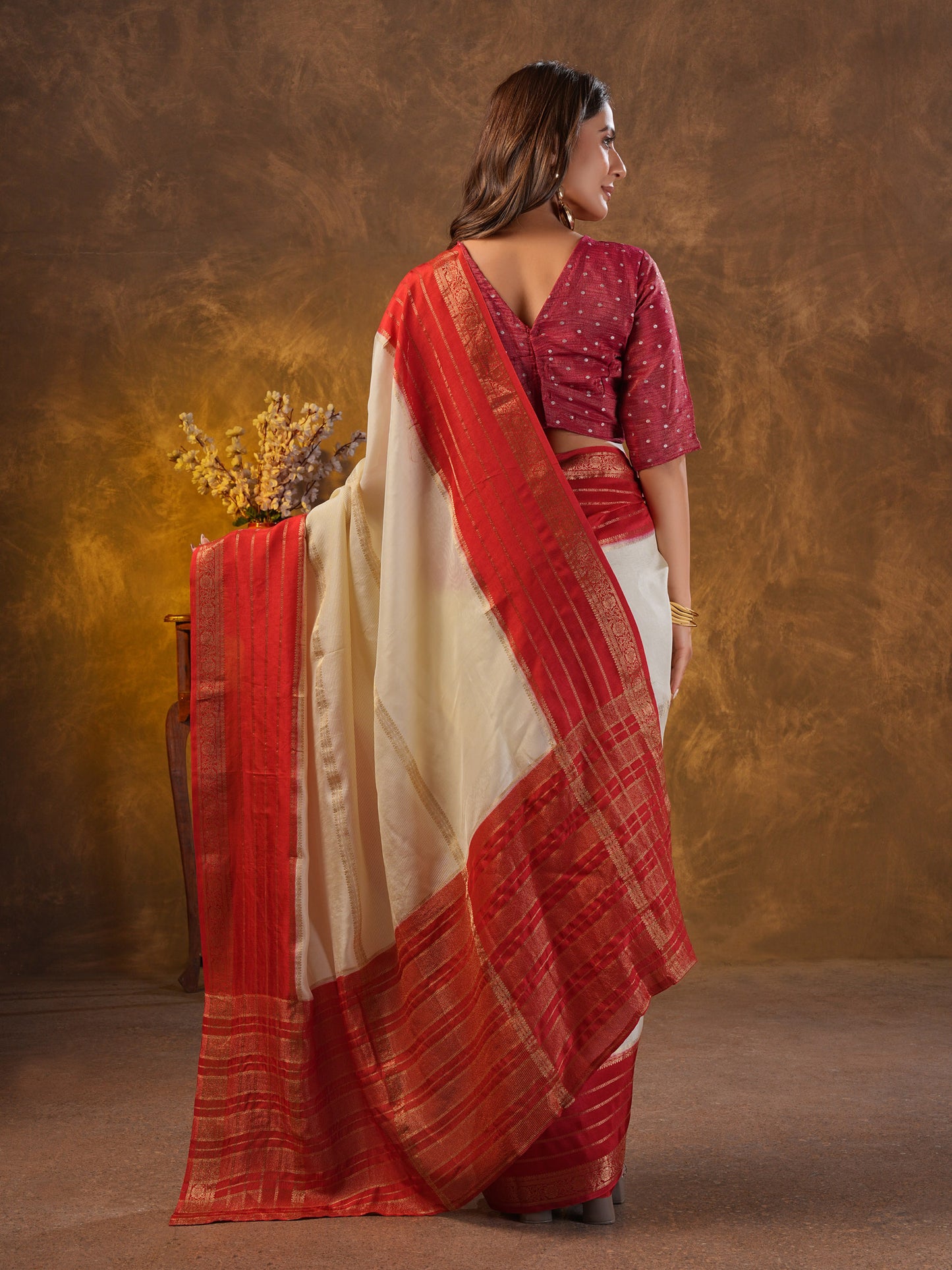 Red & White Dola Silk Saree With Zari Borders