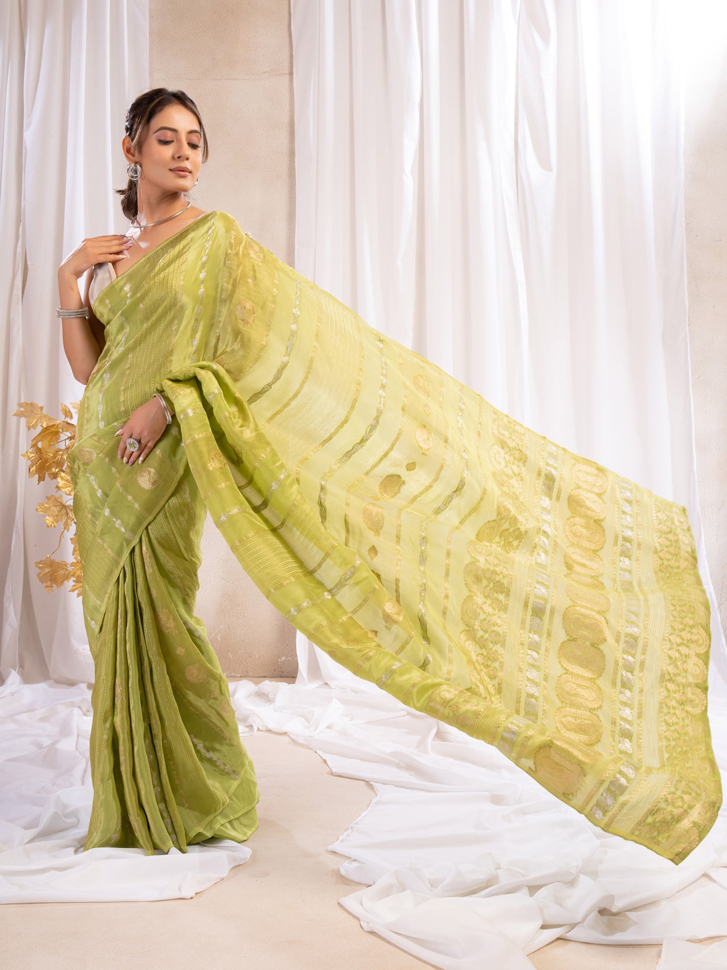Green Katan Silk Saree With Zari Borders