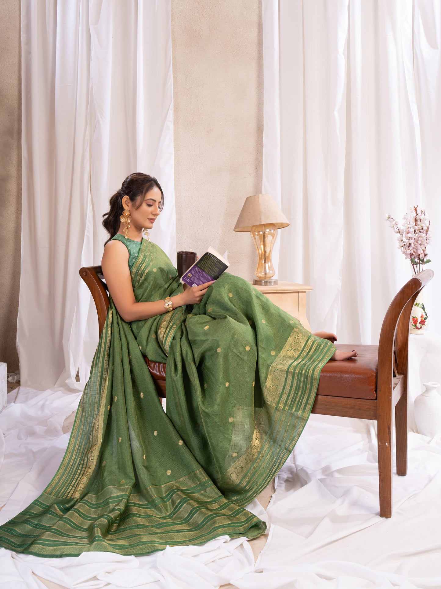 Green Dola Silk Saree With Zari Borders