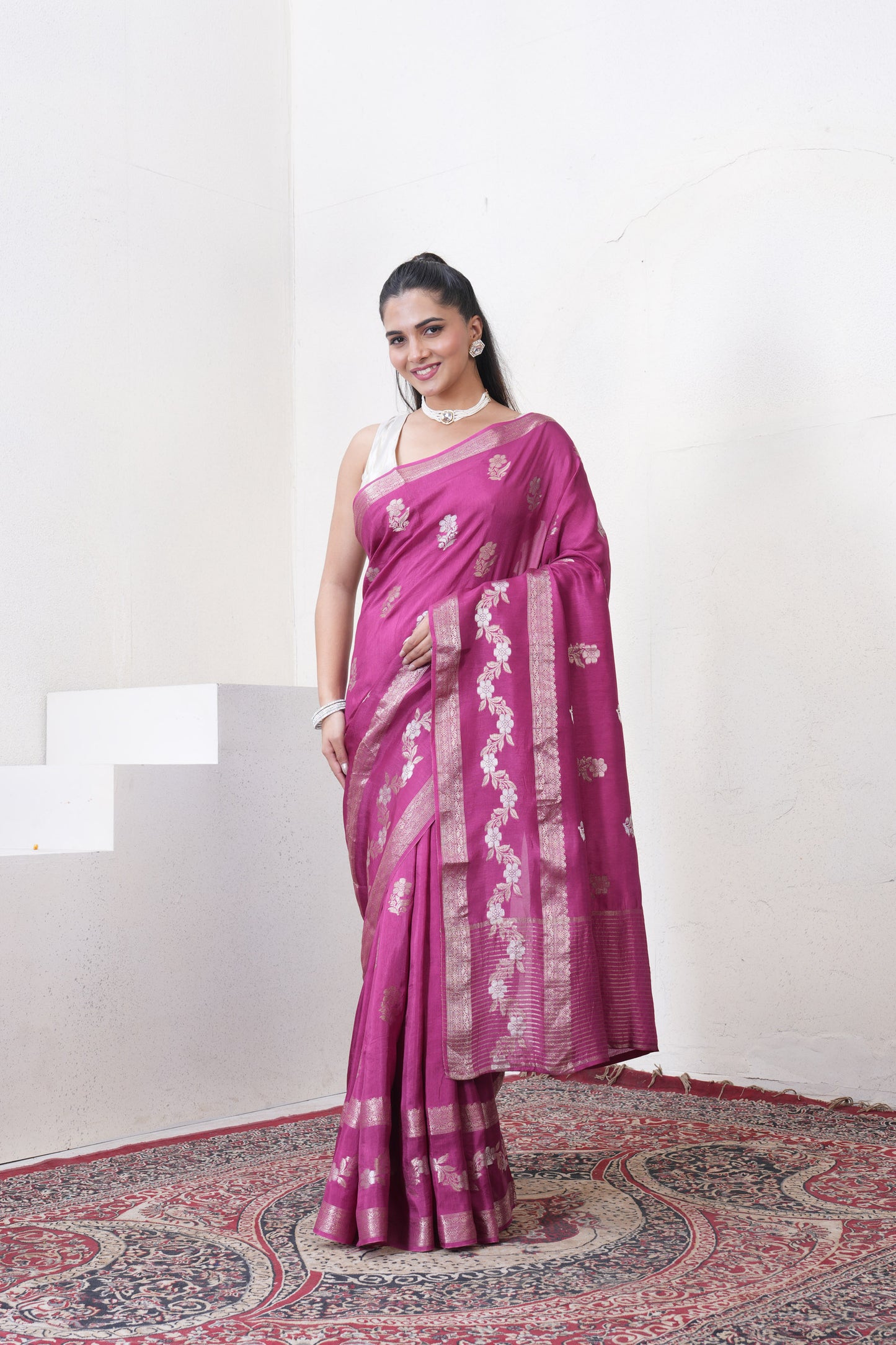 Maroon Dola Silk Saree With Zari Borders