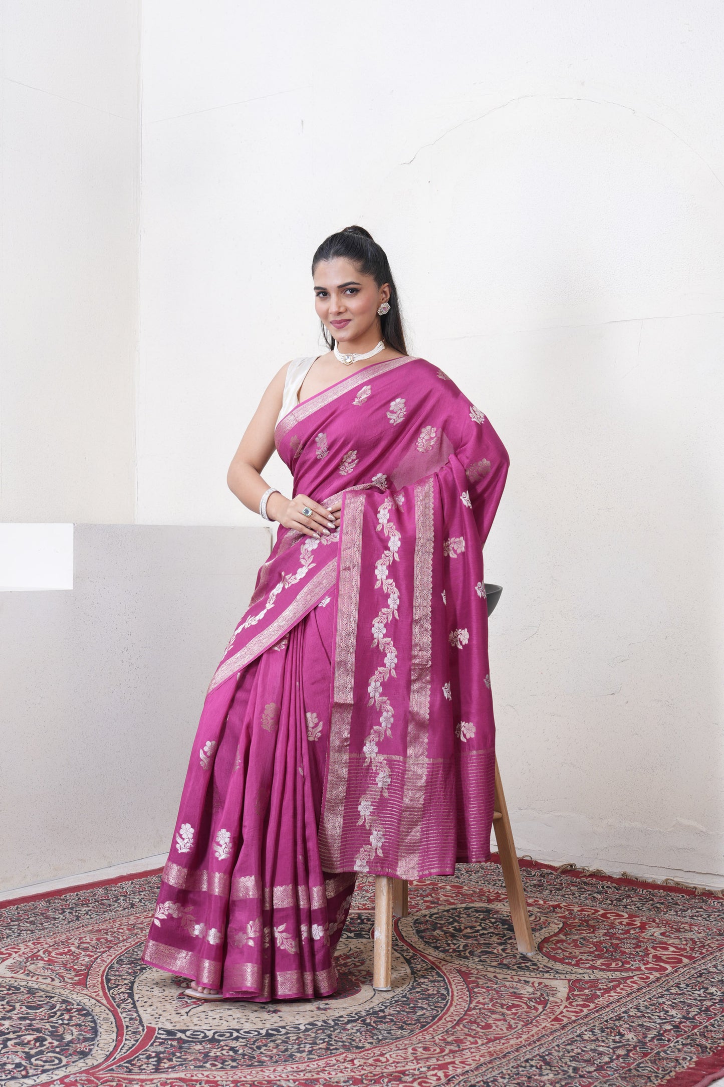 Maroon Dola Silk Saree With Zari Borders