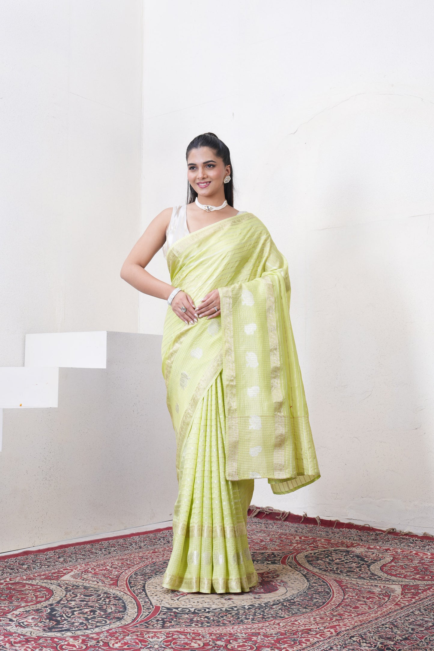 Green Dola Silk Saree With Zari Borders