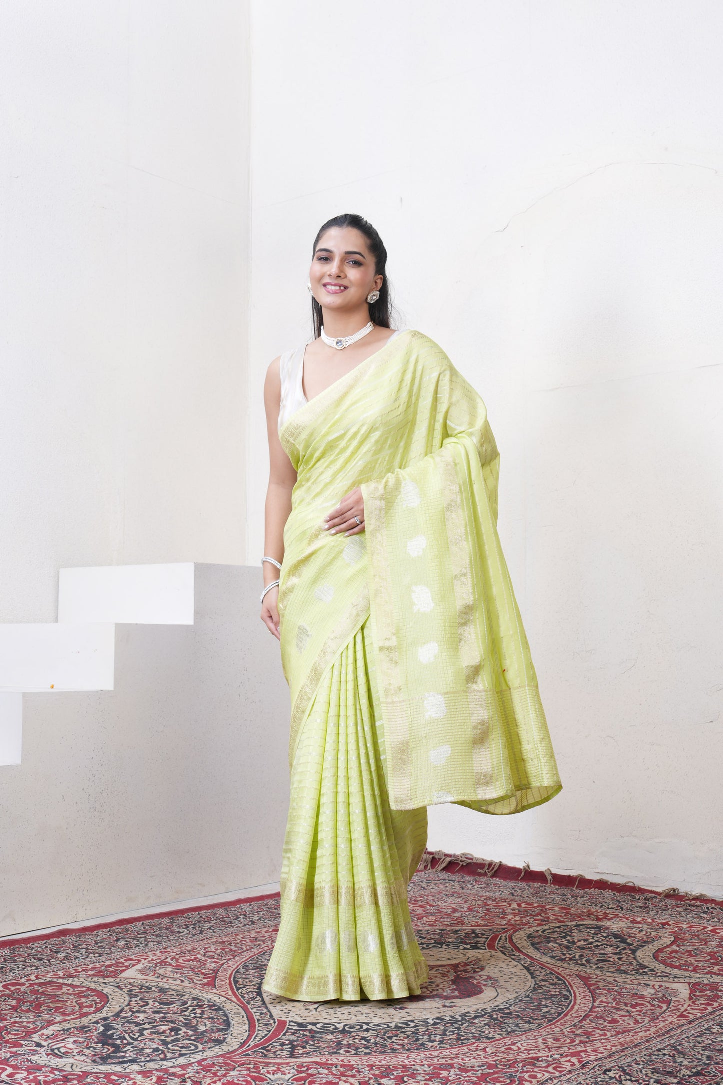 Green Dola Silk Saree With Zari Borders