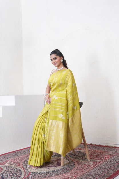 Green Katan Silk Saree With Zari Borders